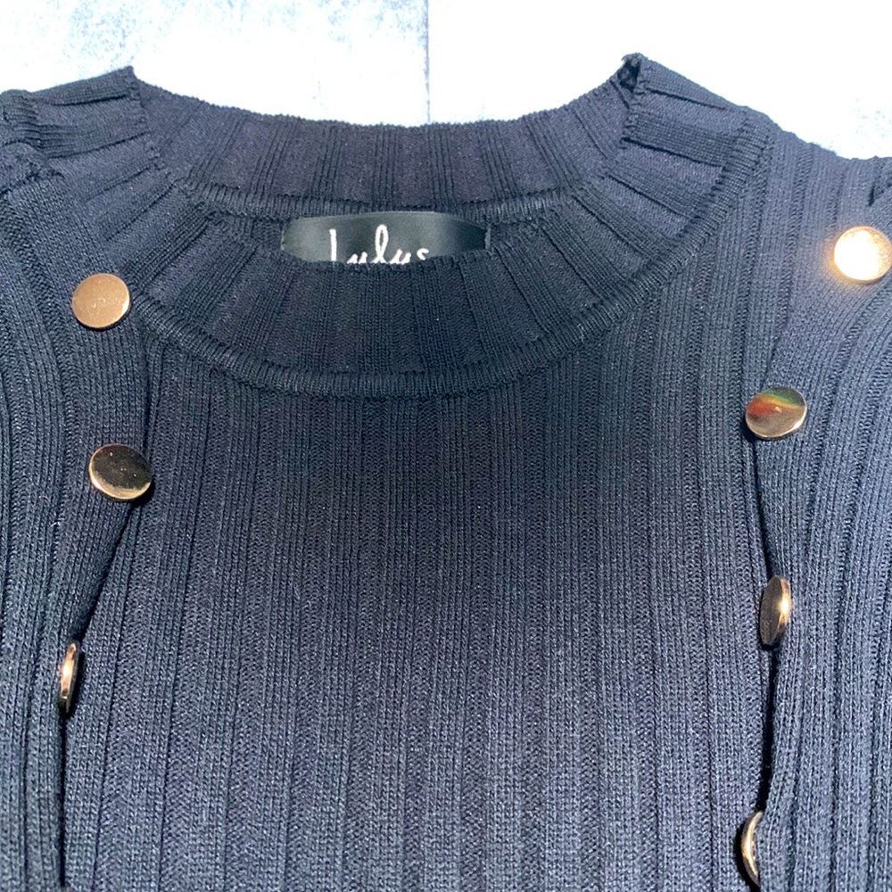 Body-con sweater maxi dress with gold buttons